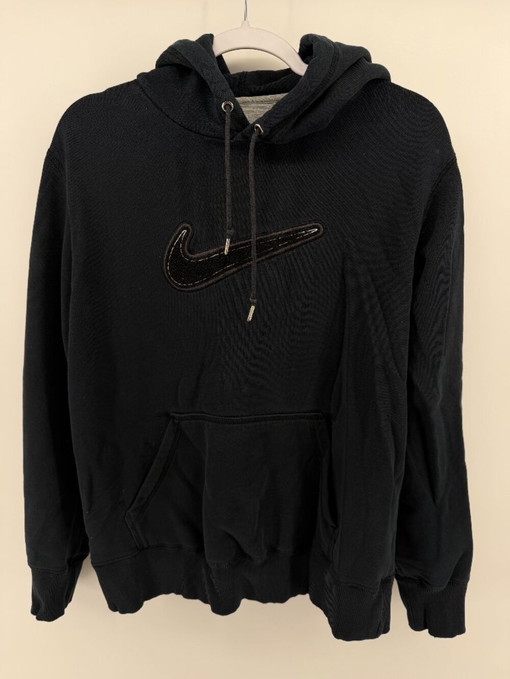 Men's size large Nike hoodie